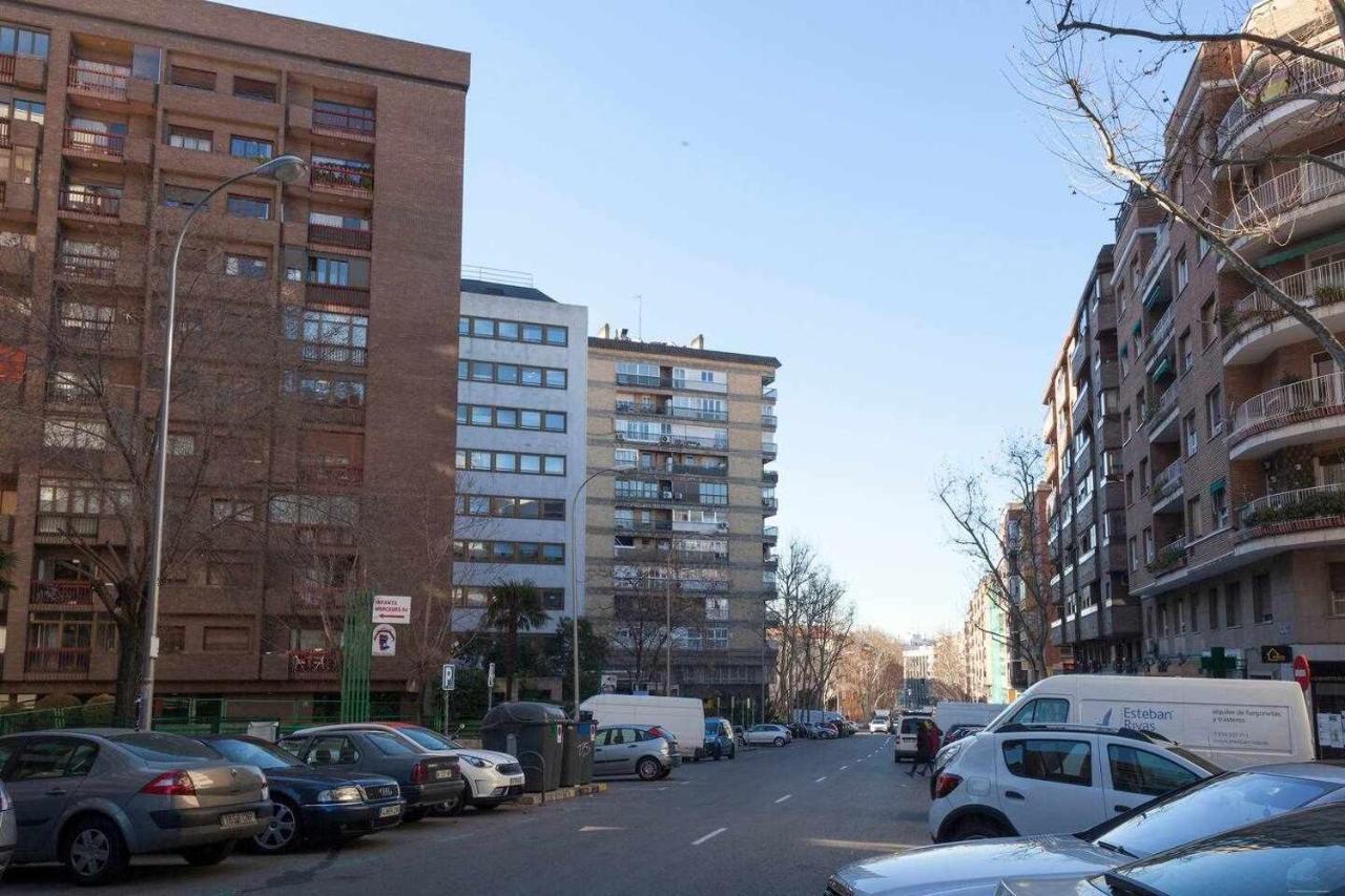 Ferienwohnung Apartamento Lujo Castellana Chamartin Madrid Exterior foto